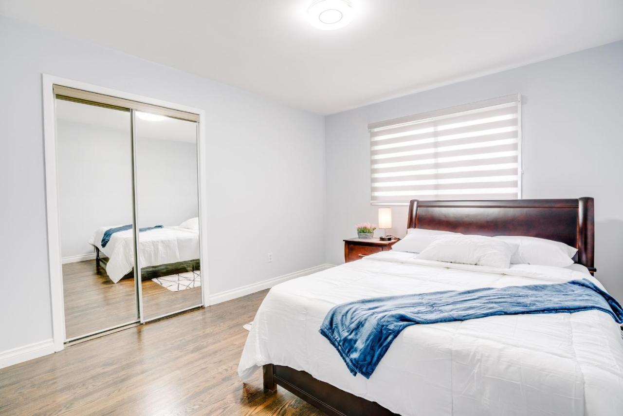 Furnished Family Home Near Toronto - Great Location Game Room - Backyard - Parking & Self Checkin بيكرينغ المظهر الخارجي الصورة