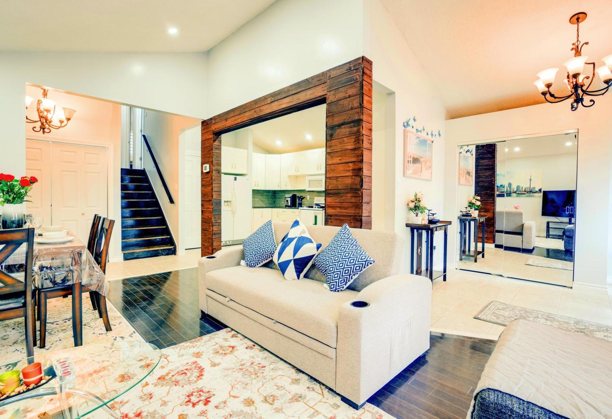 Furnished Family Home Near Toronto - Great Location Game Room - Backyard - Parking & Self Checkin بيكرينغ المظهر الخارجي الصورة